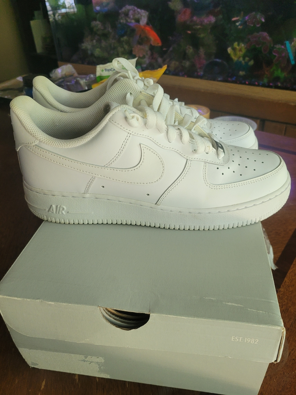Nike White Men’s Air Force 1 Low Athletic Shoes Size 10